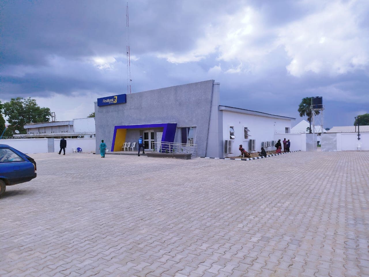 Re-development of FirstBank Branch, project photo 6
