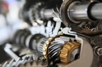 Mechanical maintenance and steelwork